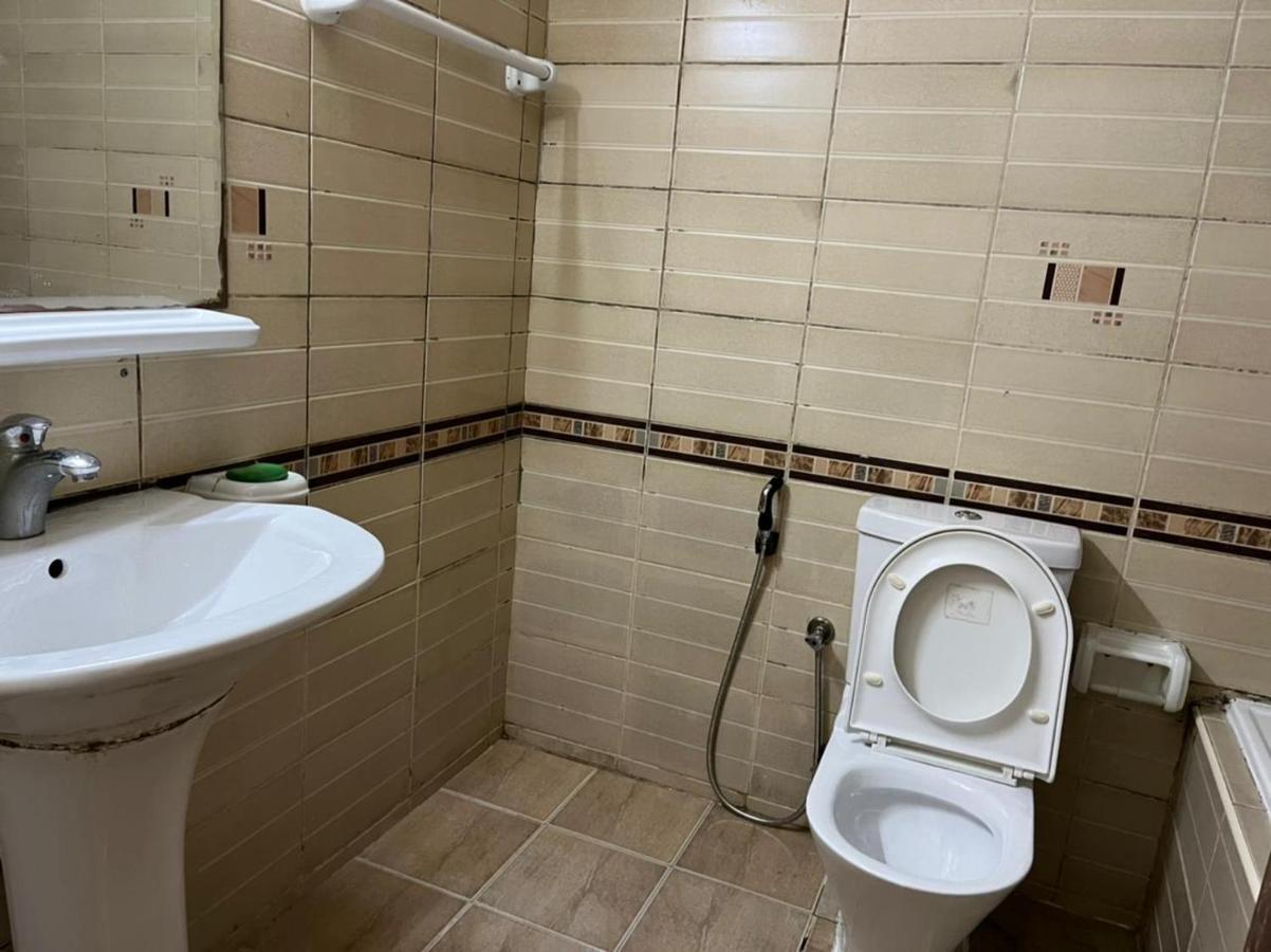 Master Room Attached Bathroom Дубай Экстерьер фото