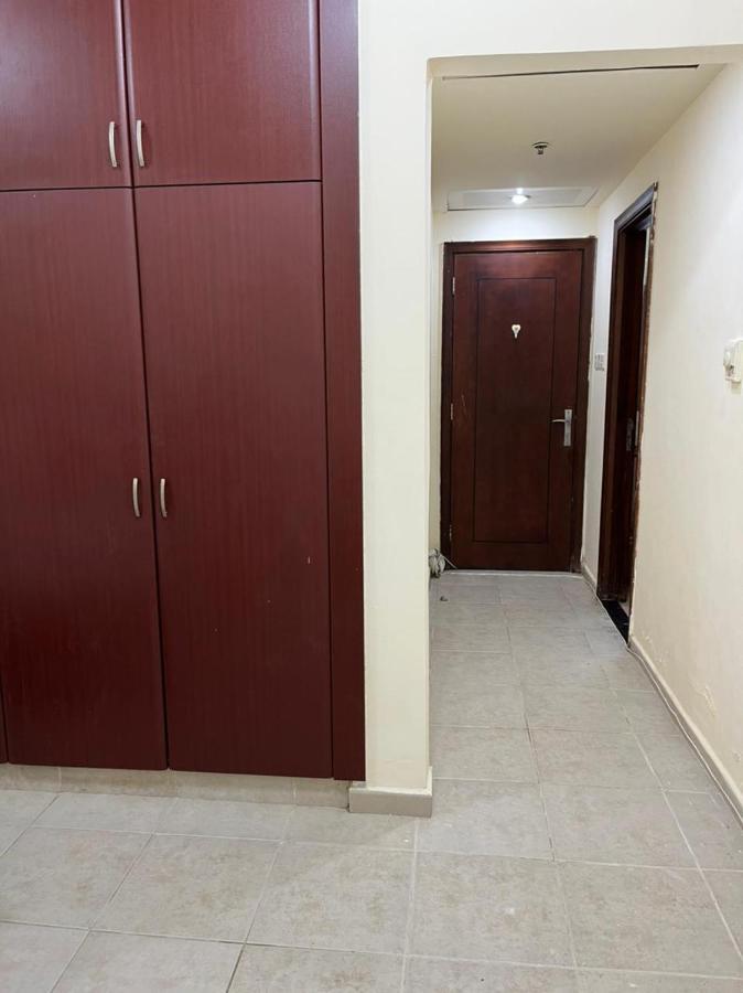 Master Room Attached Bathroom Дубай Экстерьер фото